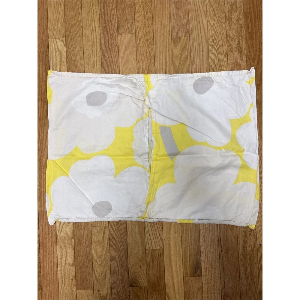 Marimekko unikko pattern